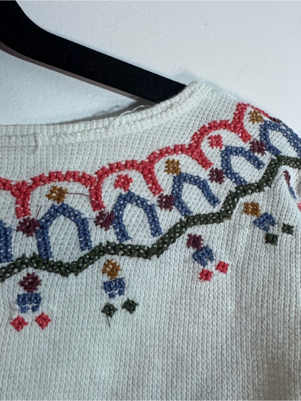 Lucky Brand Embroidered Thermal Top Boho Peasant Long Sleeve Medium - Picture 3 of 4